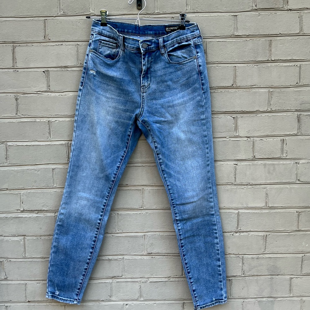 EUC Blank NYC Size 30 The Bond Jean